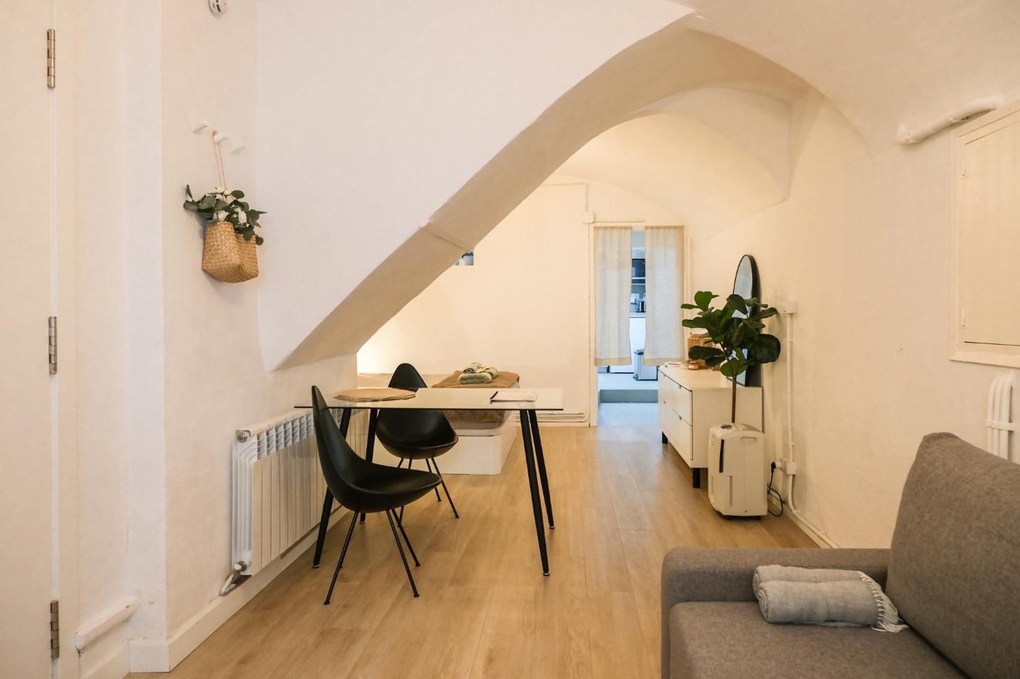 Casa Besalu Estudio En El Centro Del Pueblo Exterior foto